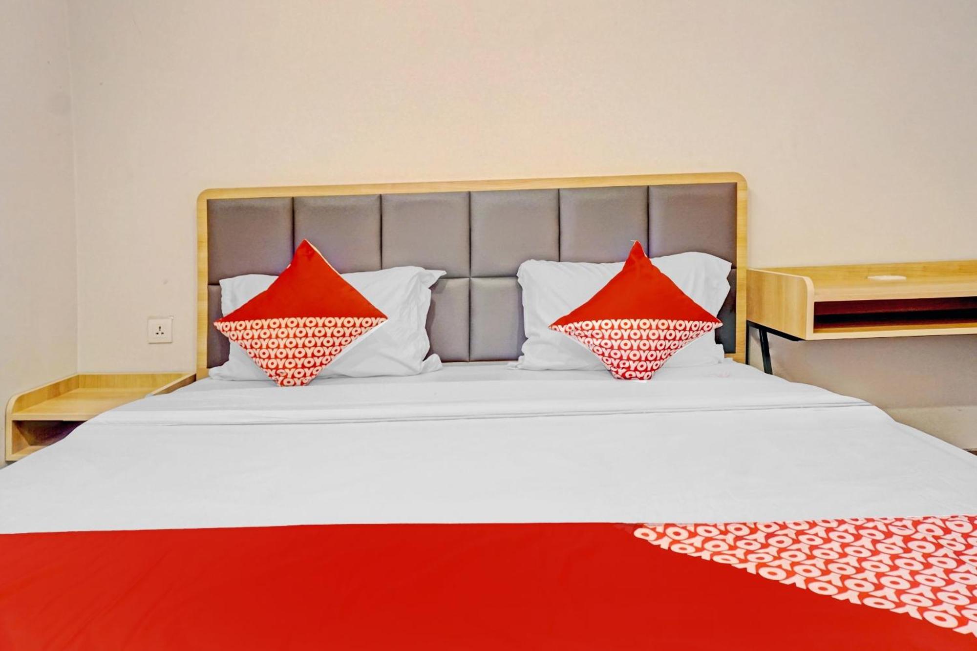 Super Oyo Capital O 90635 Tango Juliet Residence Jakarta Ngoại thất bức ảnh