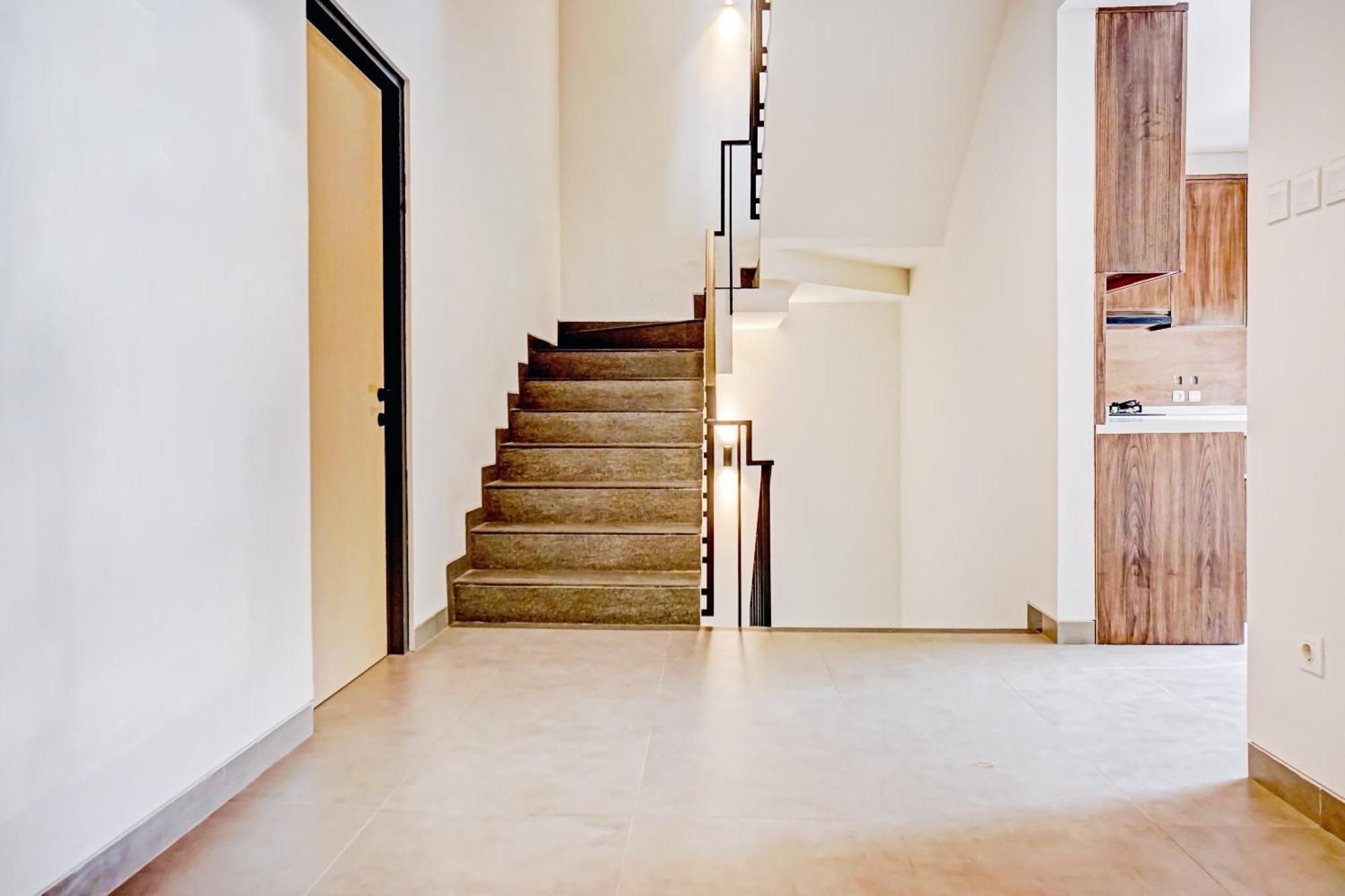 Super Oyo Capital O 90635 Tango Juliet Residence Jakarta Ngoại thất bức ảnh